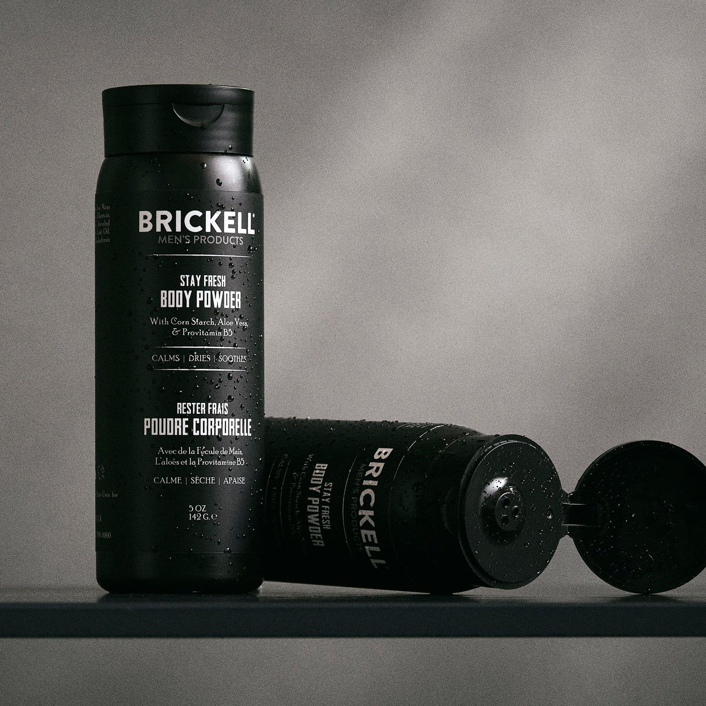 Brickell Men's Products Stay Fresh Body Powder for Men, Talc-Free, Absorbs Sweat, Keeps Skin Dry, with Aloe, Pro-Vitamin B5, and Corn Starch, 5 oz, Scented