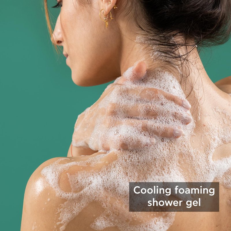Apivita Refreshing Fig Shower Gel with Essential Oils, Cleanses Gently and Refreshes, Offers Antioxidant Protection