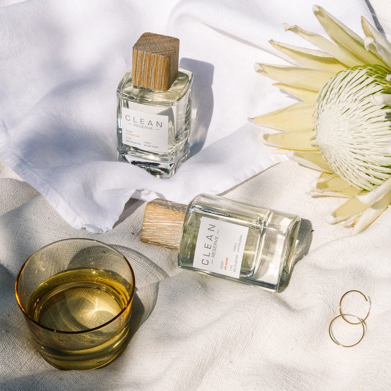 CLEAN RESERVE Sueded Oud Eau de Parfum | Eco-Conscious & Sustainable Spray Fragrance | Vegan, Phthalate-Free, & Paraben-Free | 3.4 Fl Oz/100mL